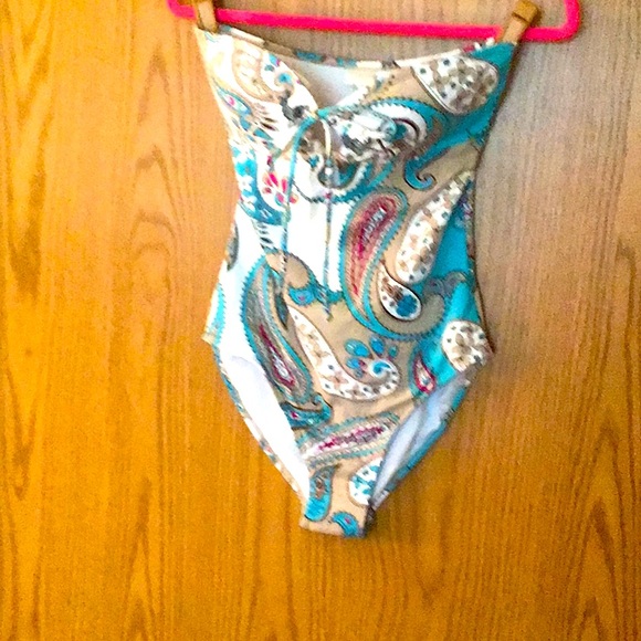 OndadeMar Other - Beautiful bathing suit  paisley print